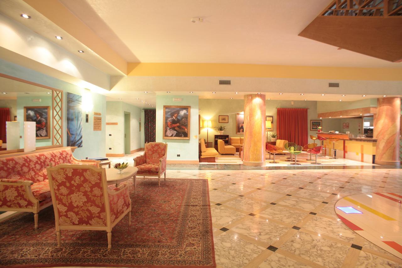 Hotel Oliveto Desenzano del Garda Exterior photo